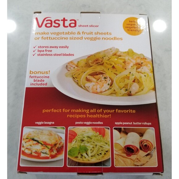 Vasta Sheet Slicer with bonus fettuccine blade nib sealed - Picture 2 of 6